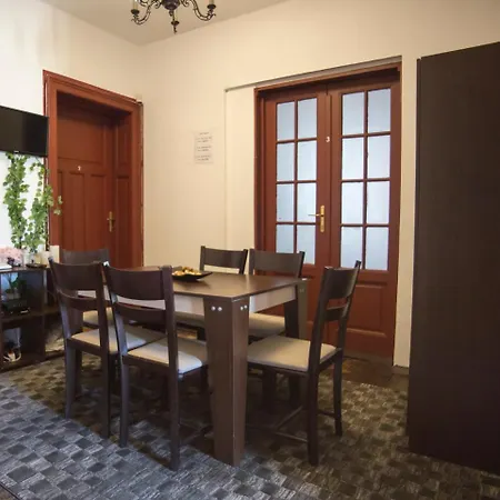 Hotello Hostel